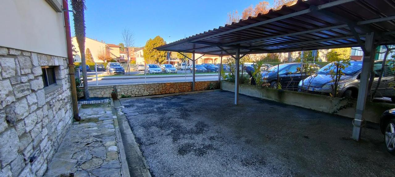 Lovely Free Parking Lucca